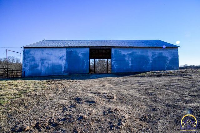 3337 SW 125th ST, Carbondale, KS 66414