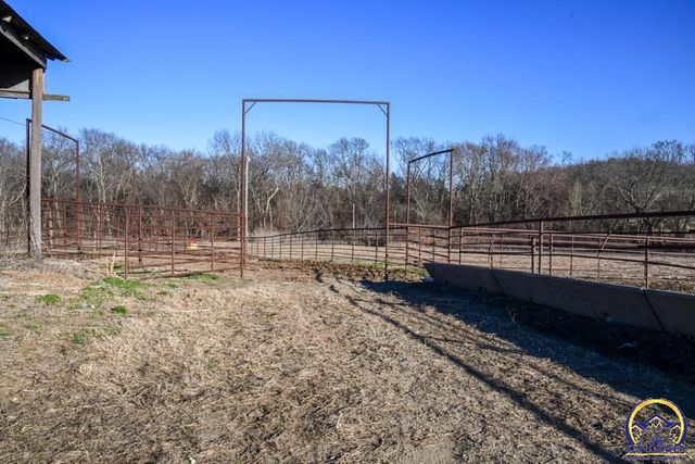 3337 SW 125th ST, Carbondale, KS 66414