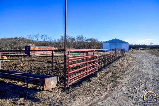 3337 SW 125th ST, Carbondale, KS 66414