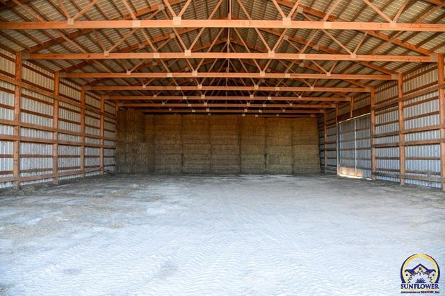 3337 SW 125th ST, Carbondale, KS 66414