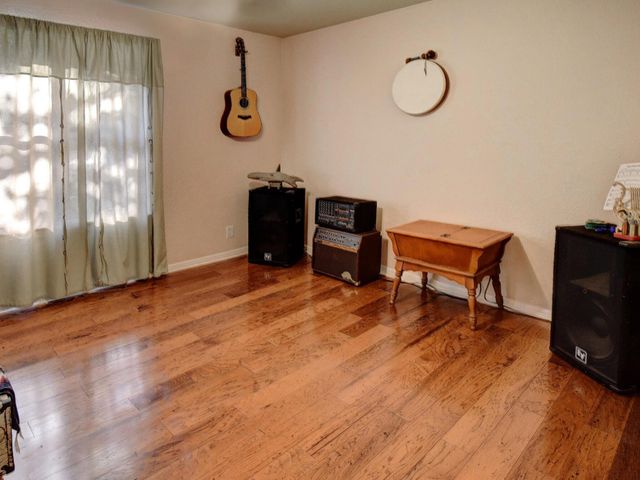 191 Mamalu DR, Bastrop, TX 78602