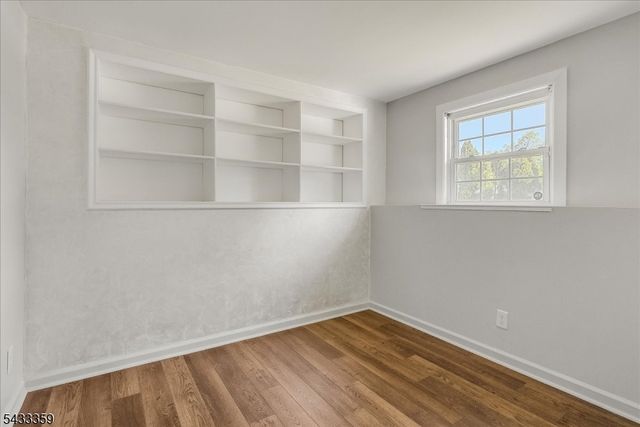 32 Brantwood Pl, Clifton City, NJ 07013