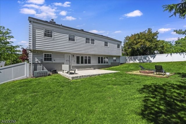 32 Brantwood Pl, Clifton City, NJ 07013