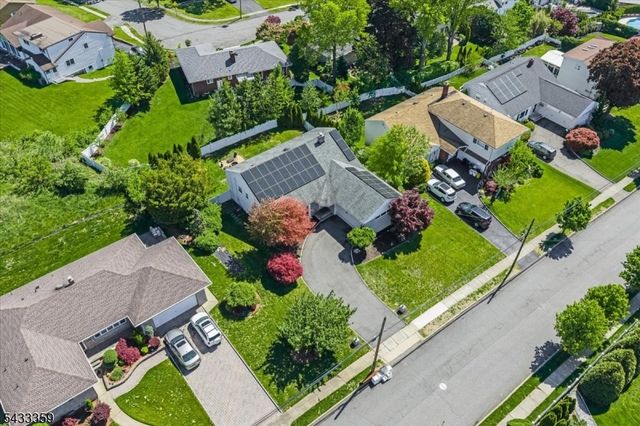 32 Brantwood Pl, Clifton City, NJ 07013
