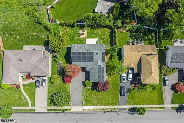 32 Brantwood Pl, Clifton City, NJ 07013