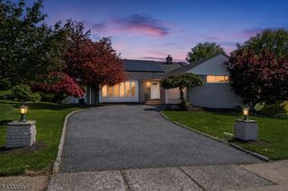 32 Brantwood Pl, Clifton City, NJ 07013