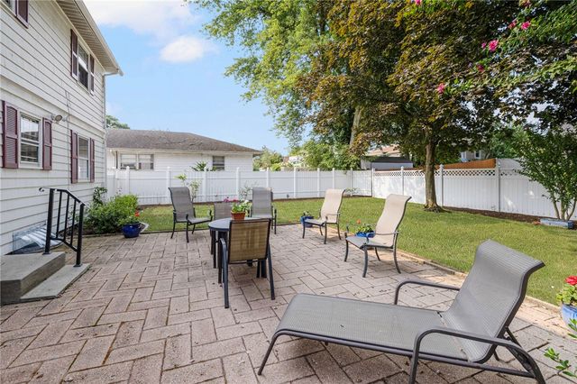 3 Redwood Drive, North Providence, RI 02911