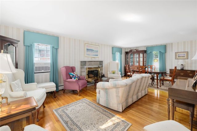 3 Redwood Drive, North Providence, RI 02911