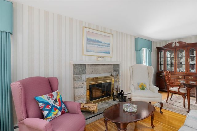 3 Redwood Drive, North Providence, RI 02911