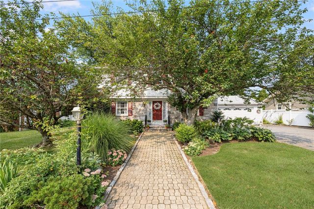 3 Redwood Drive, North Providence, RI 02911