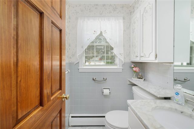 3 Redwood Drive, North Providence, RI 02911