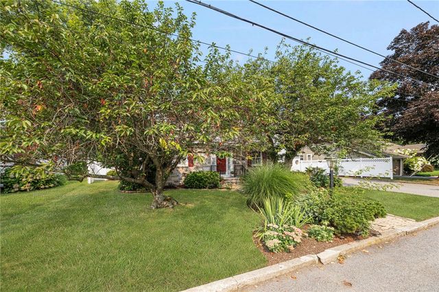 3 Redwood Drive, North Providence, RI 02911