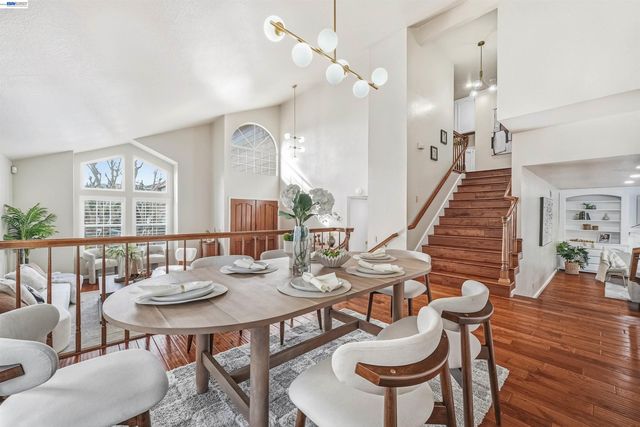 280 Summerford Cir, San Ramon, CA 94583