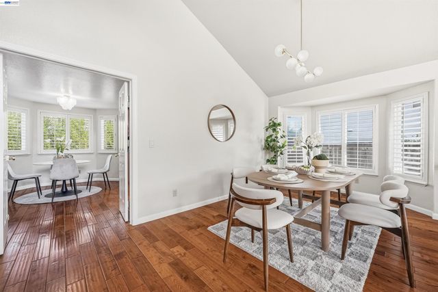 280 Summerford Cir, San Ramon, CA 94583