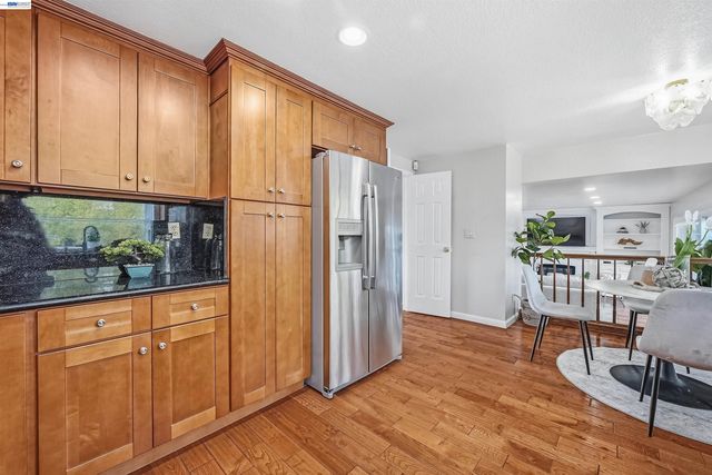 280 Summerford Cir, San Ramon, CA 94583