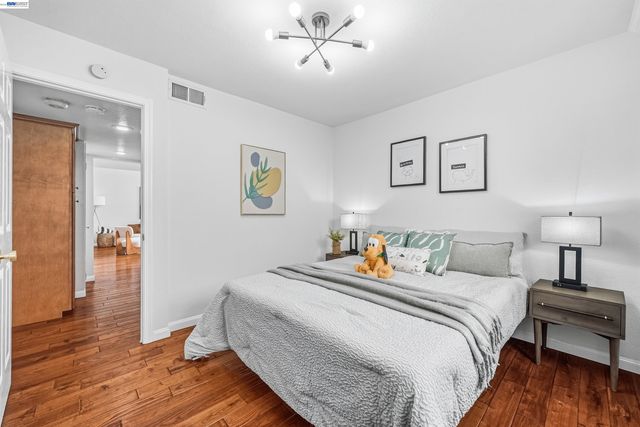 280 Summerford Cir, San Ramon, CA 94583