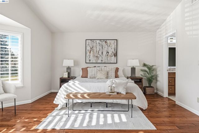 280 Summerford Cir, San Ramon, CA 94583