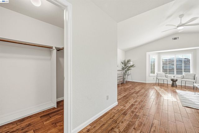 280 Summerford Cir, San Ramon, CA 94583