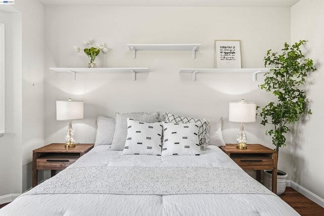 280 Summerford Cir, San Ramon, CA 94583