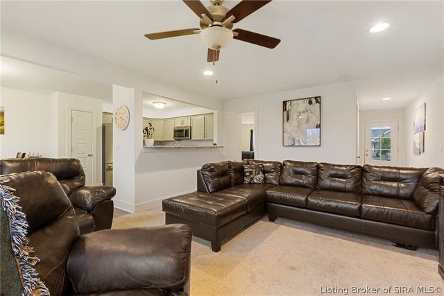 817 Wolf Run Park Boulevard, Jeffersonville, IN 47130