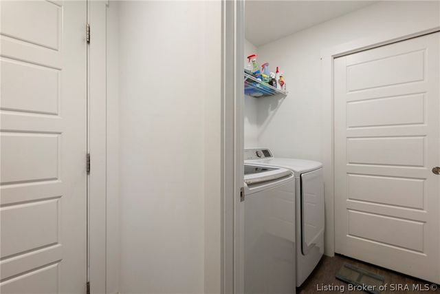 817 Wolf Run Park Boulevard, Jeffersonville, IN 47130