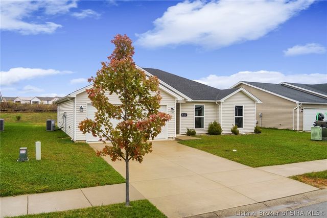 817 Wolf Run Park Boulevard, Jeffersonville, IN 47130