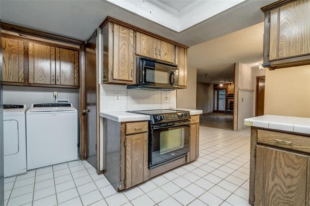 4713 Hemlock Circle, Oklahoma City, OK 73162