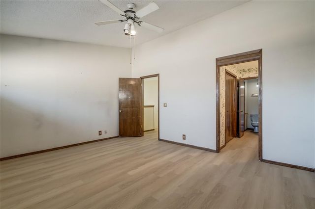 4713 Hemlock Circle, Oklahoma City, OK 73162
