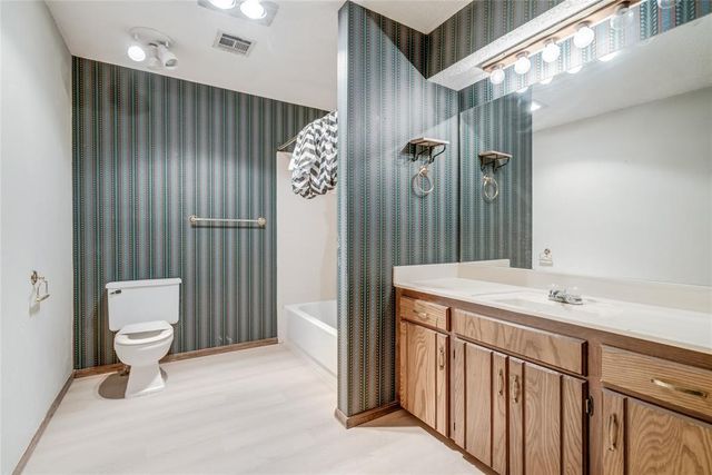 4713 Hemlock Circle, Oklahoma City, OK 73162