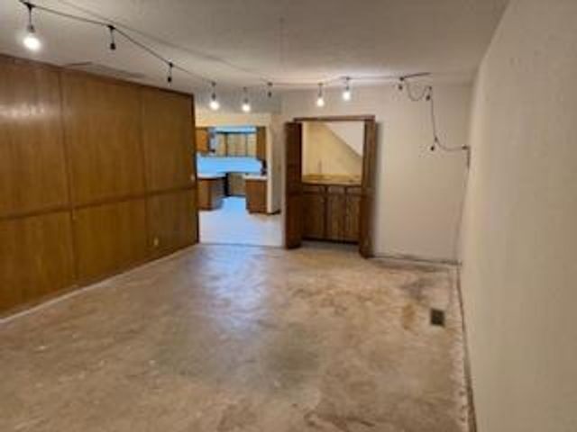 4713 Hemlock Circle, Oklahoma City, OK 73162