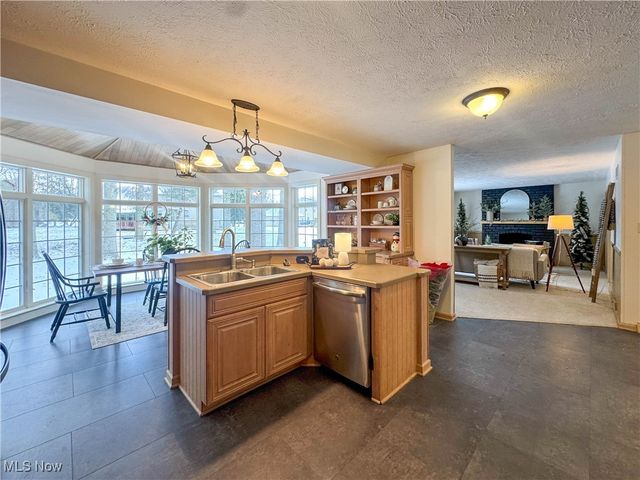 1424 Turnberry Drive, Boardman, OH 44512