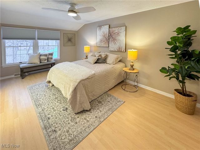 1424 Turnberry Drive, Boardman, OH 44512