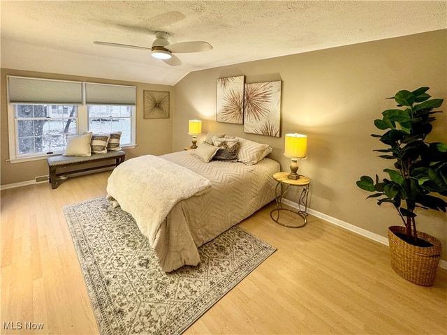 1424 Turnberry Drive, Boardman, OH 44512