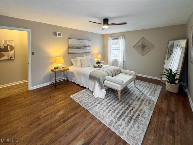 1424 Turnberry Drive, Boardman, OH 44512