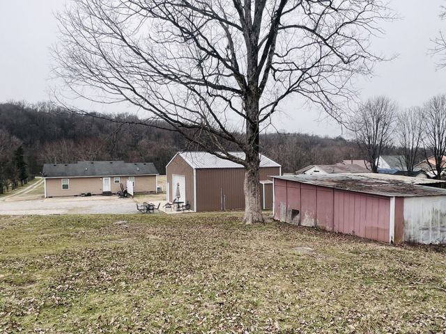 8659 Dog Branch Rd, Mount Pleasant, TN 38474