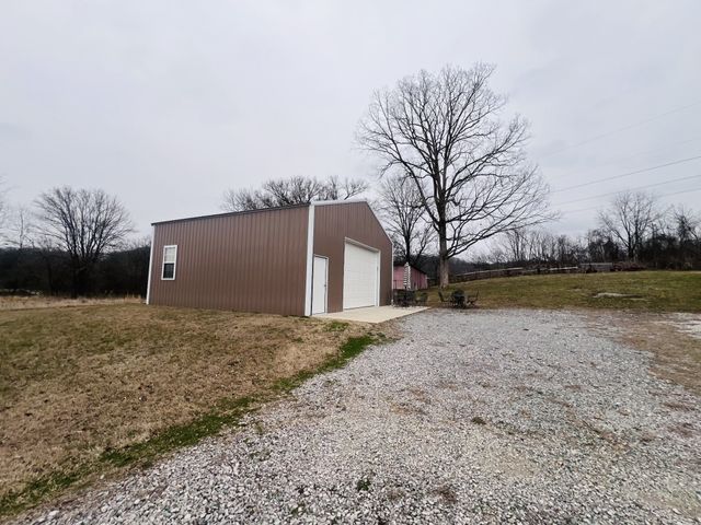 8659 Dog Branch Rd, Mount Pleasant, TN 38474