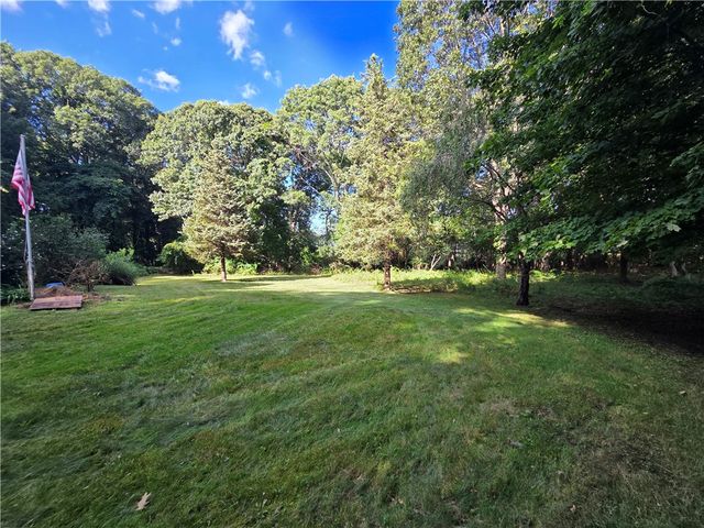 30 Earle Drive, North Kingstown, RI 02852