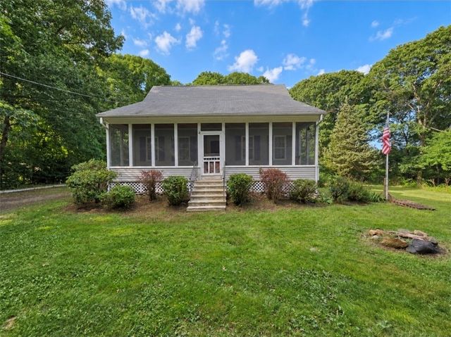 30 Earle Drive, North Kingstown, RI 02852