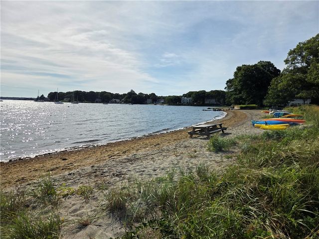30 Earle Drive, North Kingstown, RI 02852
