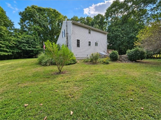 30 Earle Drive, North Kingstown, RI 02852