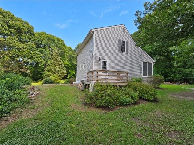 30 Earle Drive, North Kingstown, RI 02852