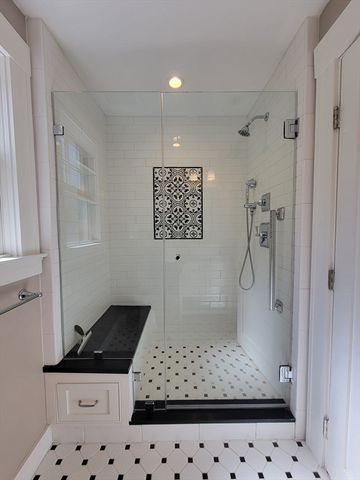 18 Tappan Rd, Wellesley, MA 02482