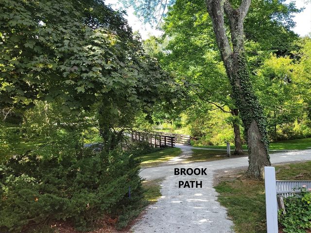18 Tappan Rd, Wellesley, MA 02482