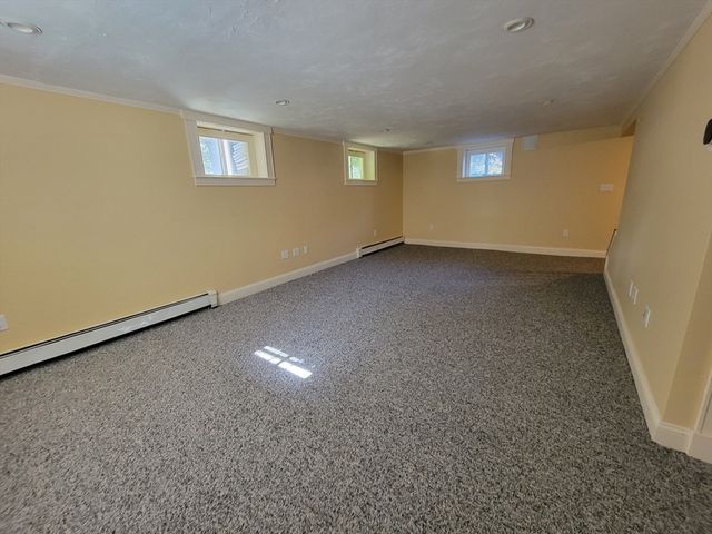 18 Tappan Rd, Wellesley, MA 02482