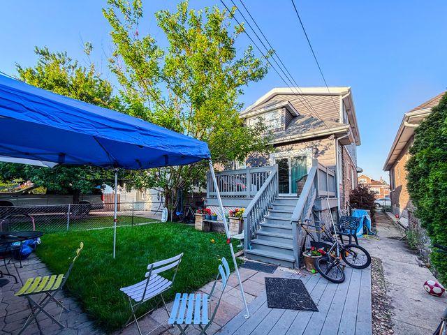 2436 Grove Avenue, Berwyn, IL 60402