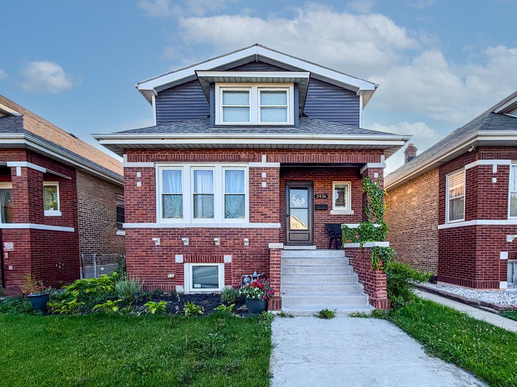2436 Grove Avenue, Berwyn, IL 60402