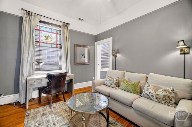 106 E Harris Street, Savannah, GA 31401