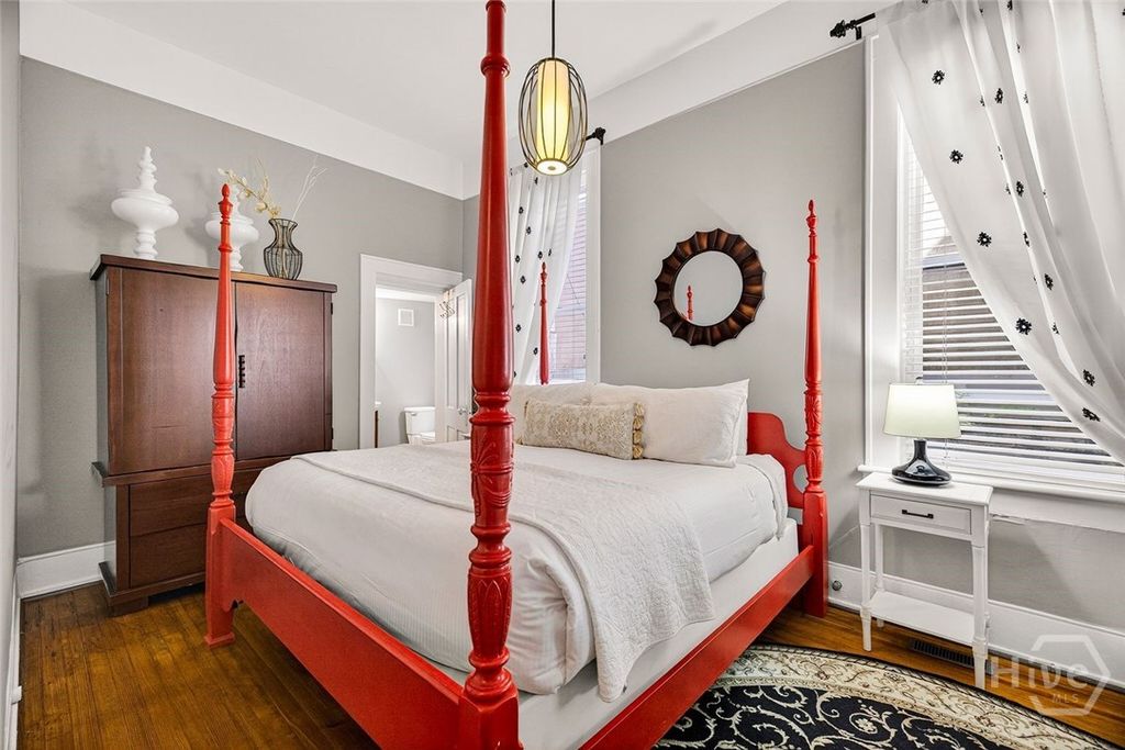 Image 15 of property listing at 106 E Harris Street, Savannah, GA 31401