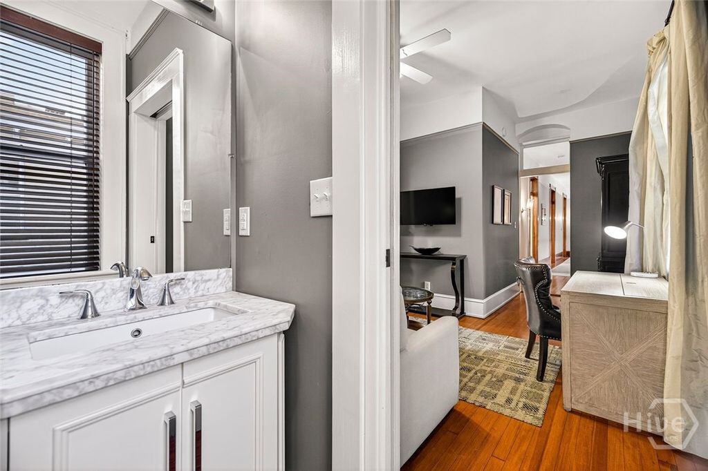 Image 36 of property listing at 106 E Harris Street, Savannah, GA 31401