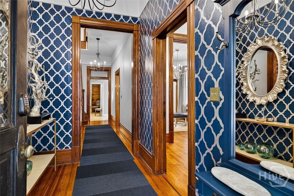 Image 4 of property listing at 106 E Harris Street, Savannah, GA 31401